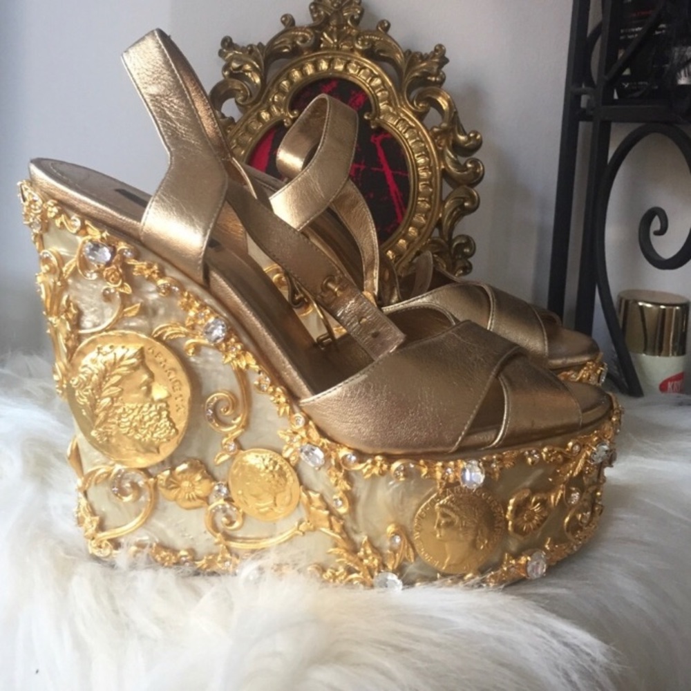 Dolce & Gabbana COUTURE runway shoes